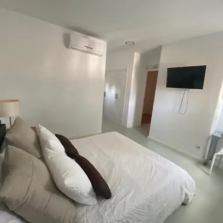 Gæstehus Cala Castell Suites