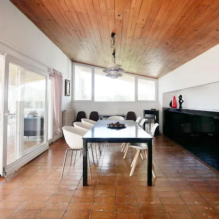 Guest house Cala Castell Suites *